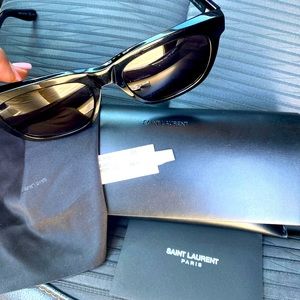 New YSL sunnies 🕶😎